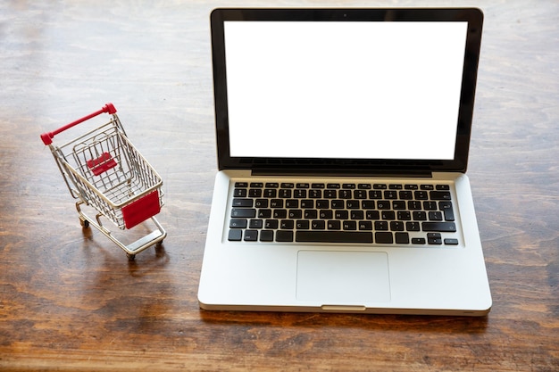 Site vitrine ou e-commerce : quelle solution pour votre entreprise belge ?